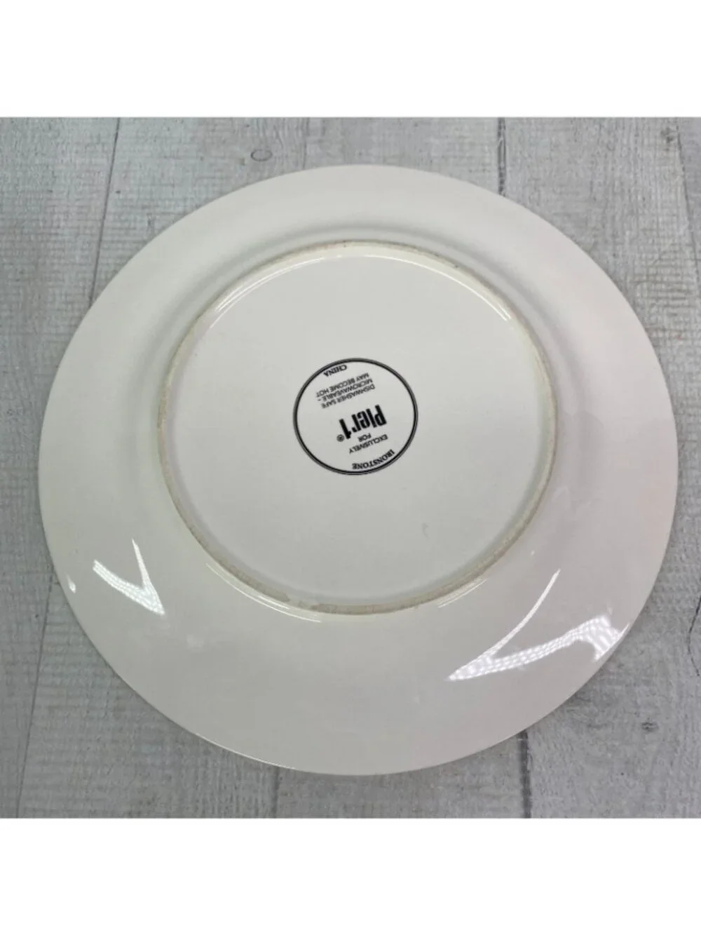Pier 1 LINEN CHECK Gray Check Plaid Ironstone Round 9